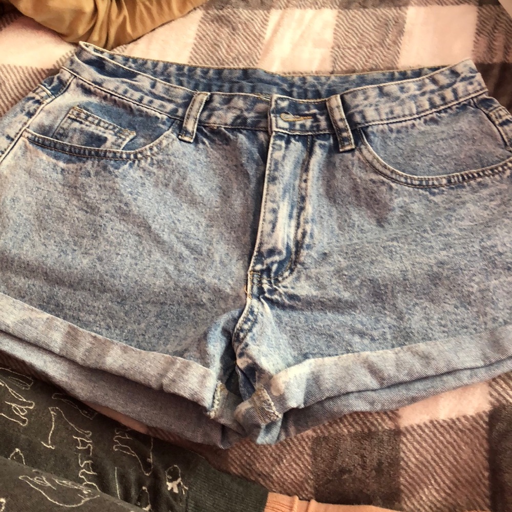 brand new never worn cuffed dwnim shein shorts